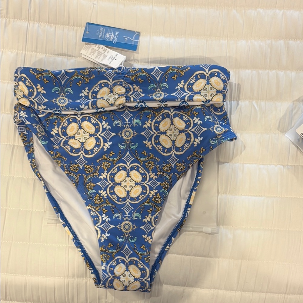Cupshe Blue and White High-Waisted Bikini Bottom
